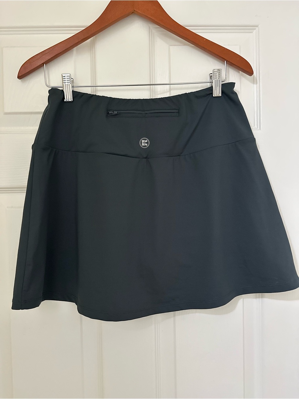 NWOT Keoni Carew Navy Blue Activewear Golf Tennis Skort Yoke Waist Sz M $75 MSRP